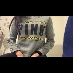 Victoria Secret pink sweater hoodie(A)